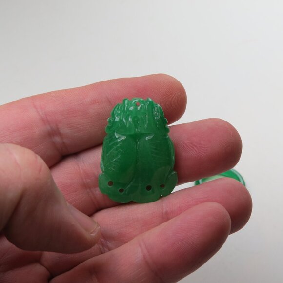 Jade Bangle & Ring & 3 carved pendent Lot Sale. - Picture 9 of 12